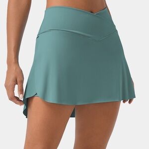 Halara crossover skirt